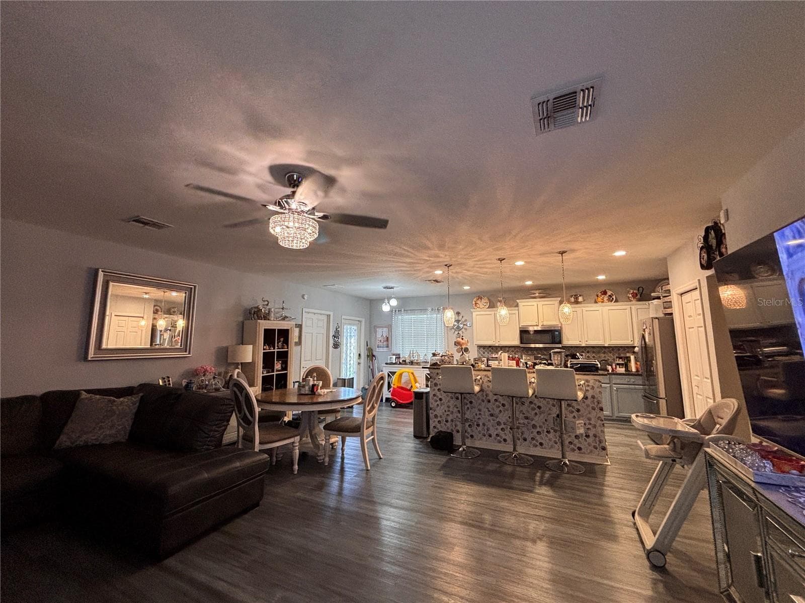 Single Family Residence at 7408 INDIGO OASIS CT, GIBSONTON, photo 3 of 15