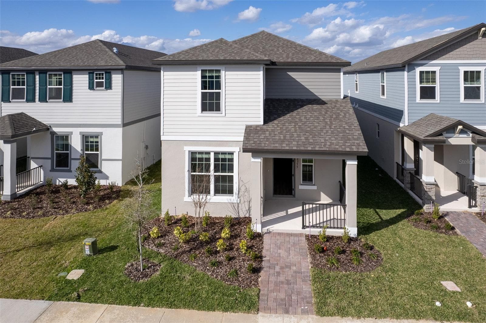 Single Family Residence at 14355 BRAEMAR ST, WINTER GARDEN, photo 2 of 38