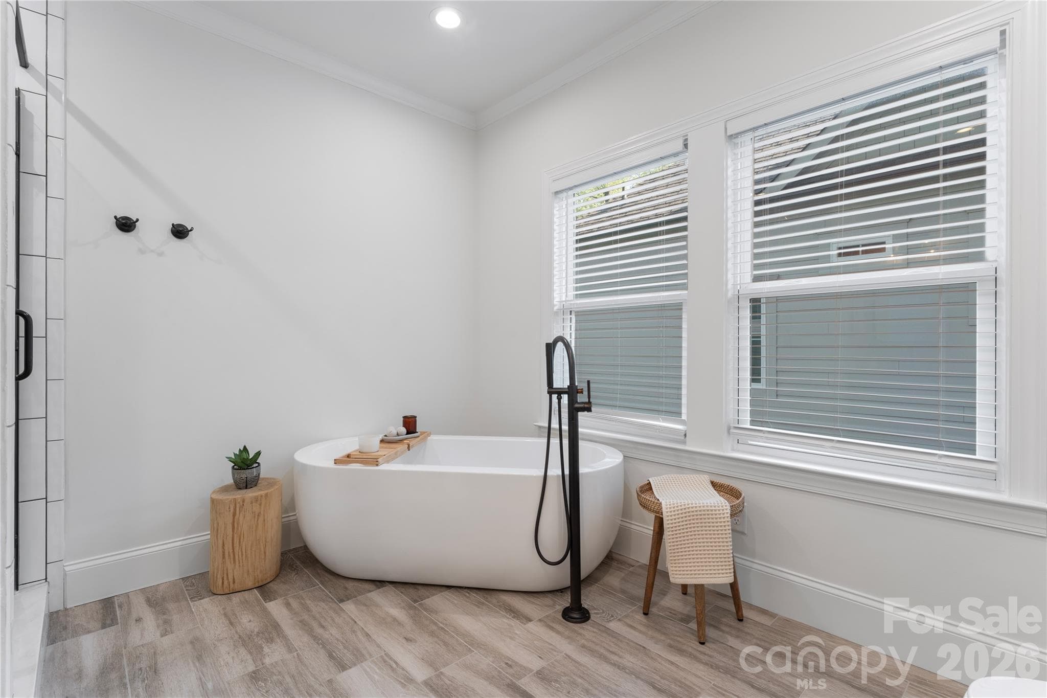 Single Family Residence at 429 Pecan Avenue, Charlotte, photo 13 of 32