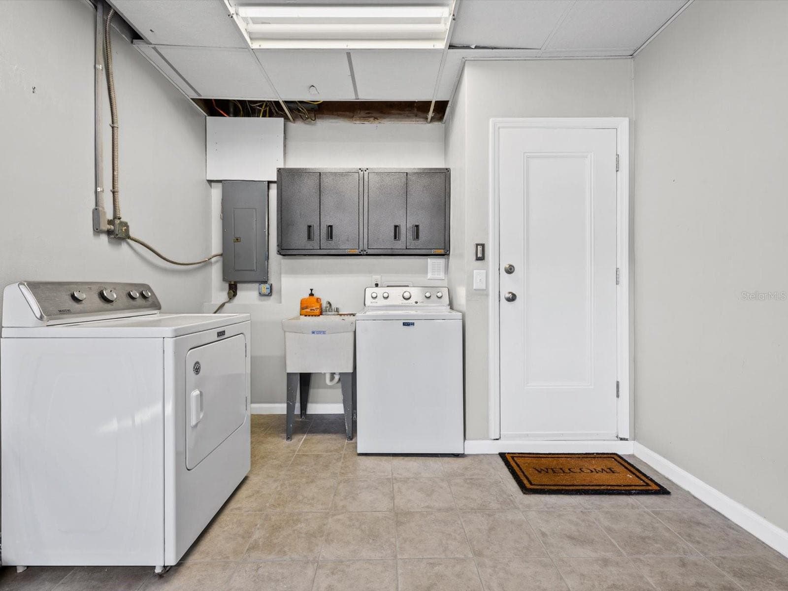 Laundry area - 1610 EVERGREEN AVE S, CLEARWATER