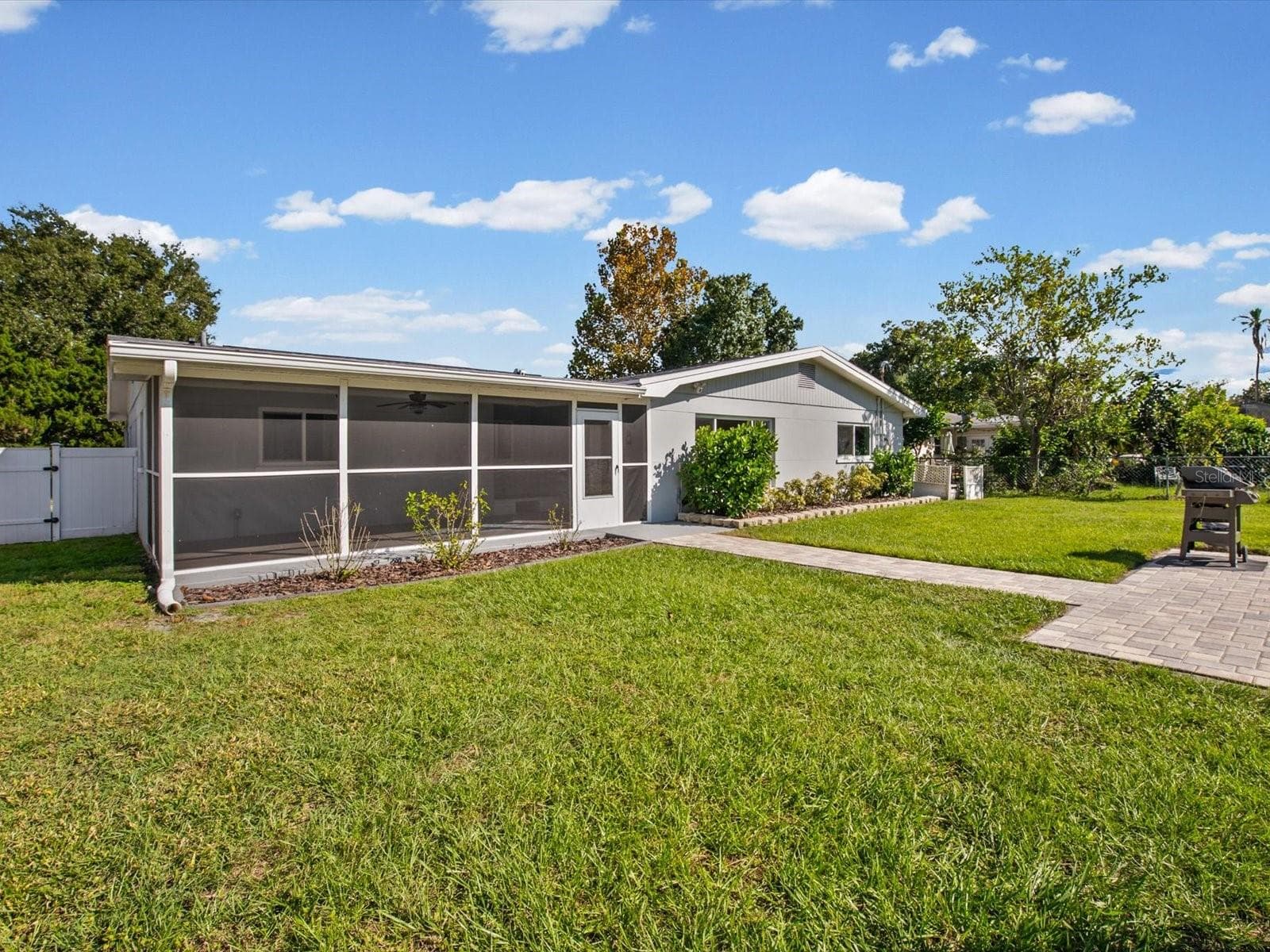 Single Family Residence at 1610 EVERGREEN AVE S, CLEARWATER, photo 32 of 51