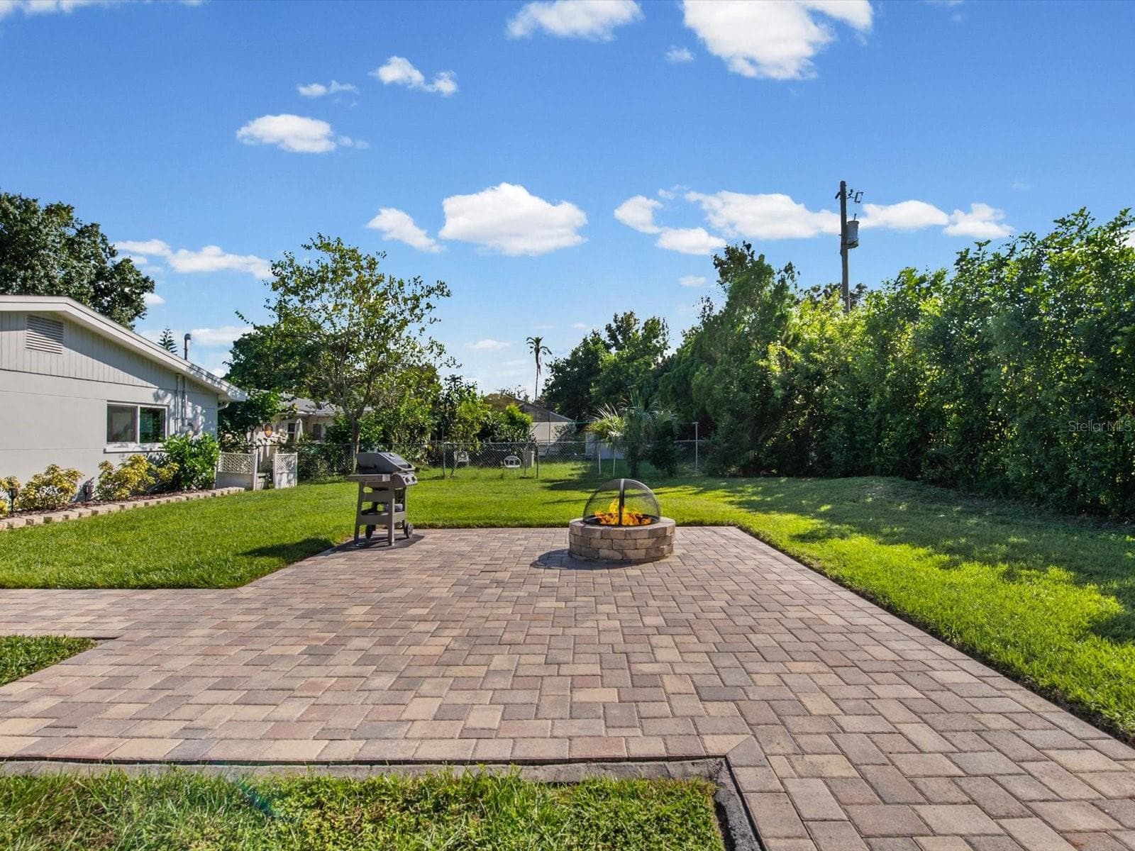 Single Family Residence at 1610 EVERGREEN AVE S, CLEARWATER, photo 34 of 51