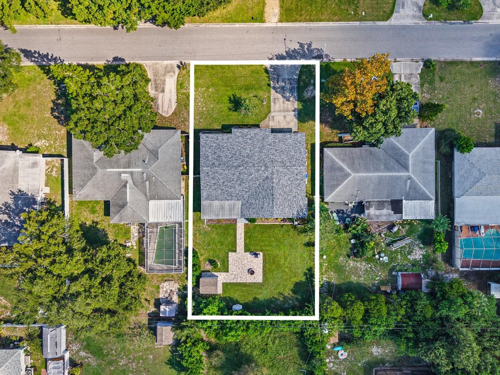 Single Family Residence at 1610 EVERGREEN AVE S, CLEARWATER, photo 38 of 51