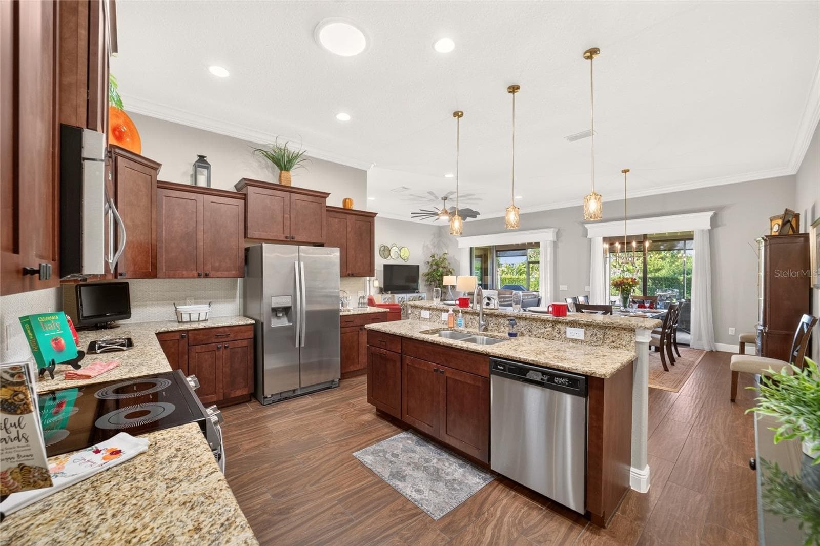 Single Family Residence at 5419 MEADOW HILL LOOP, LADY LAKE, photo 14 of 49