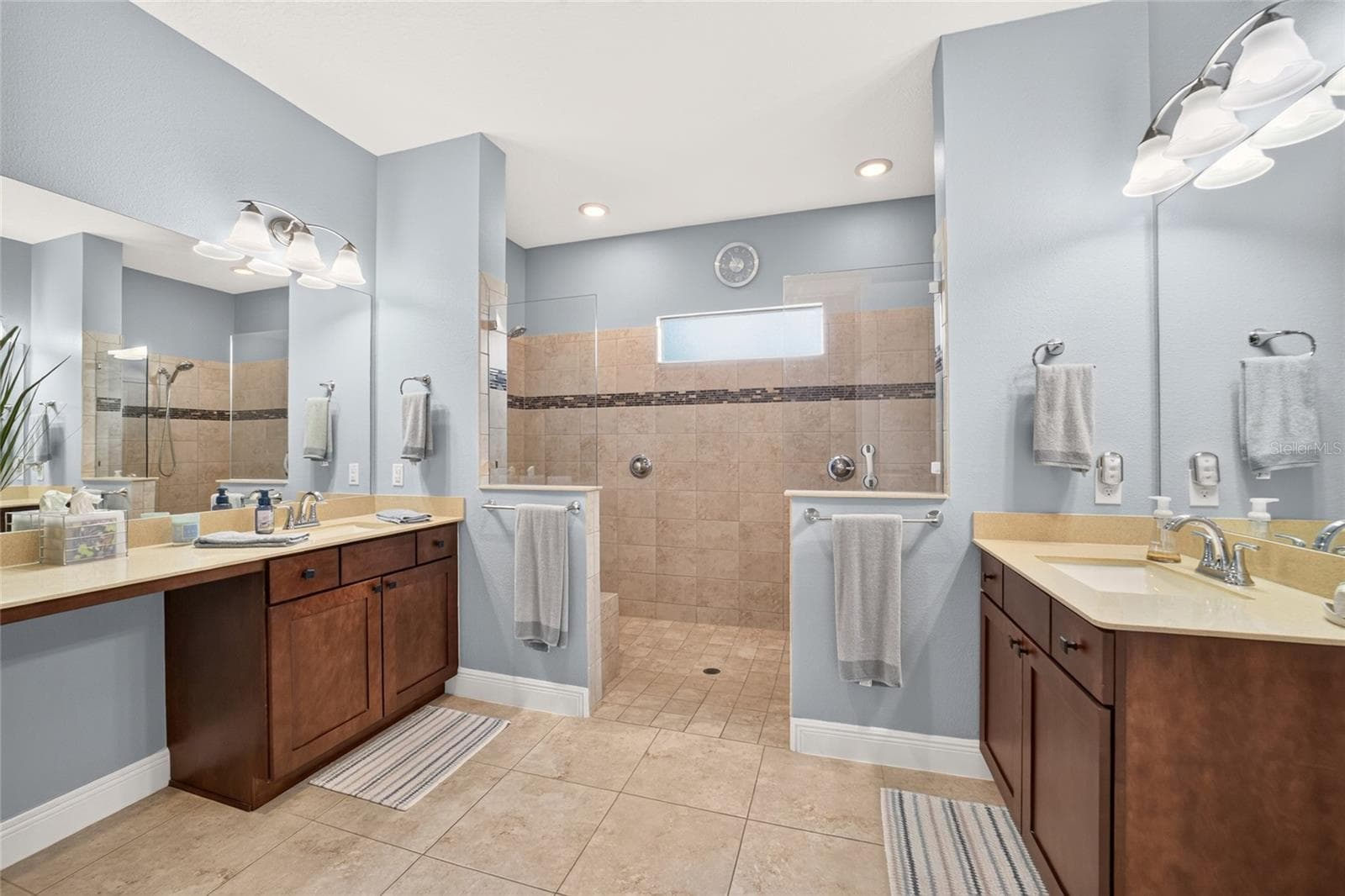 Single Family Residence at 5419 MEADOW HILL LOOP, LADY LAKE, photo 20 of 49
