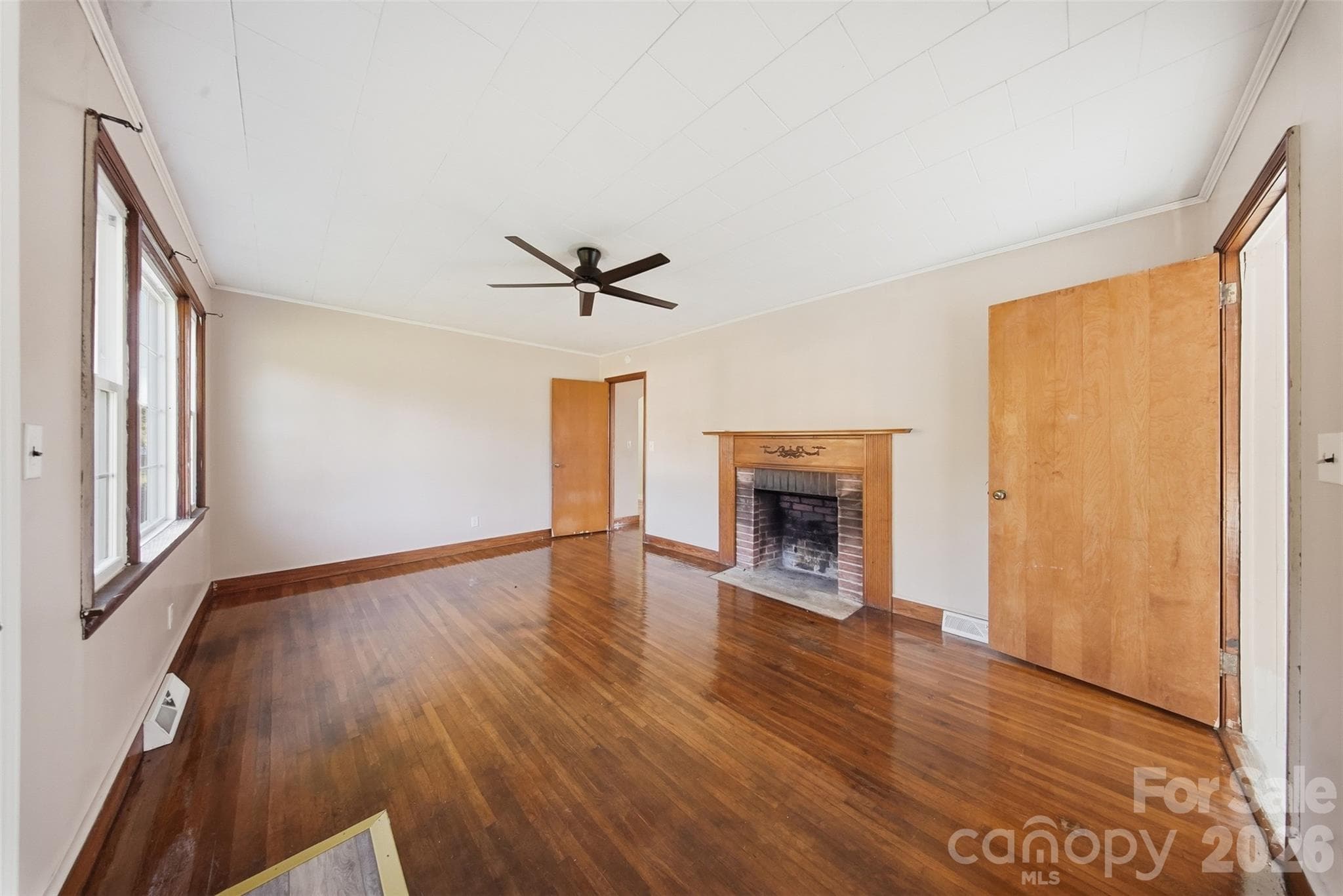 Single Family Residence at 5349 S New Hope Road, Belmont, photo 18 of 24