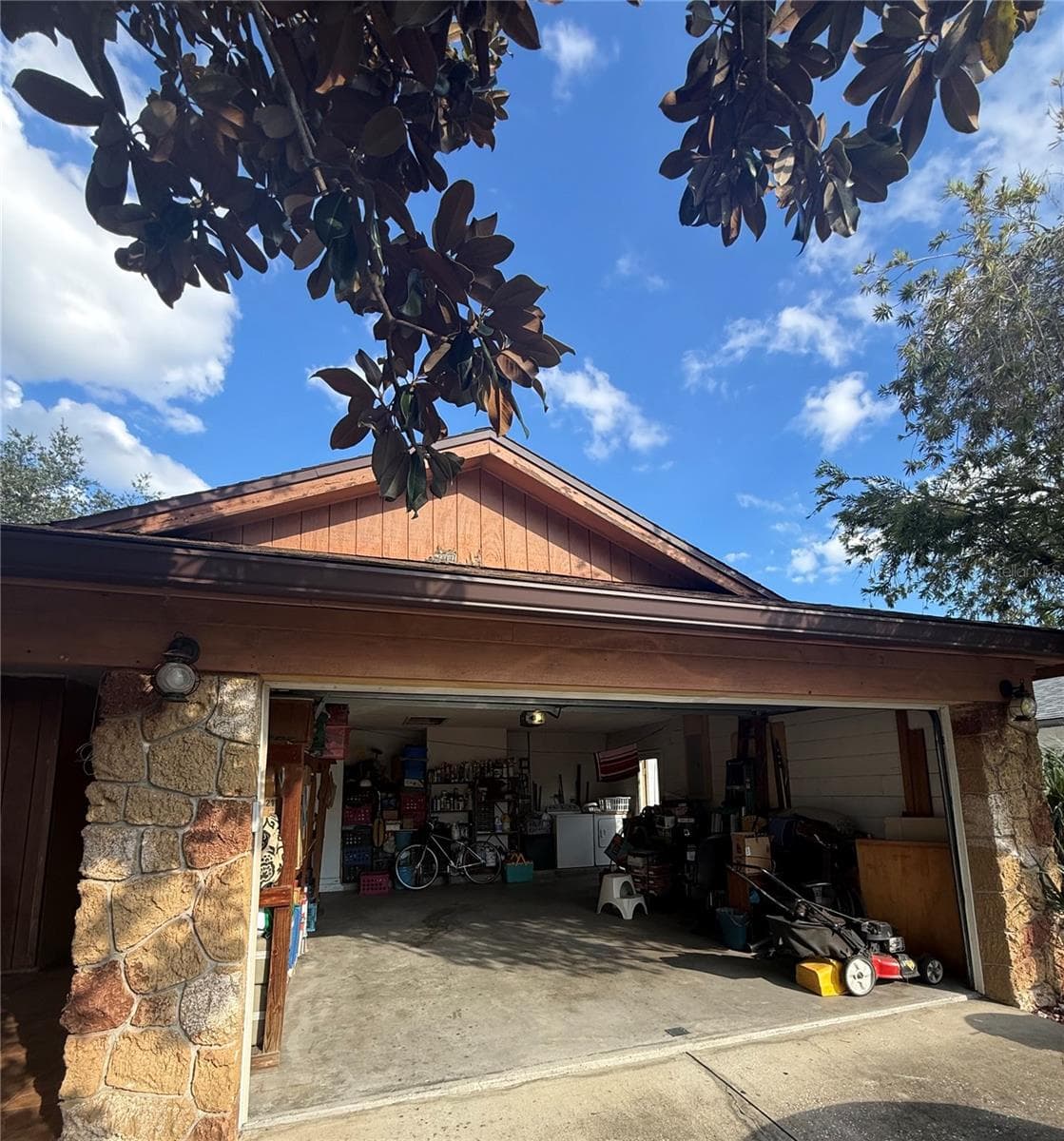 Single Family Residence at 805 SUWANNEE DR, APOPKA, photo 9 of 9