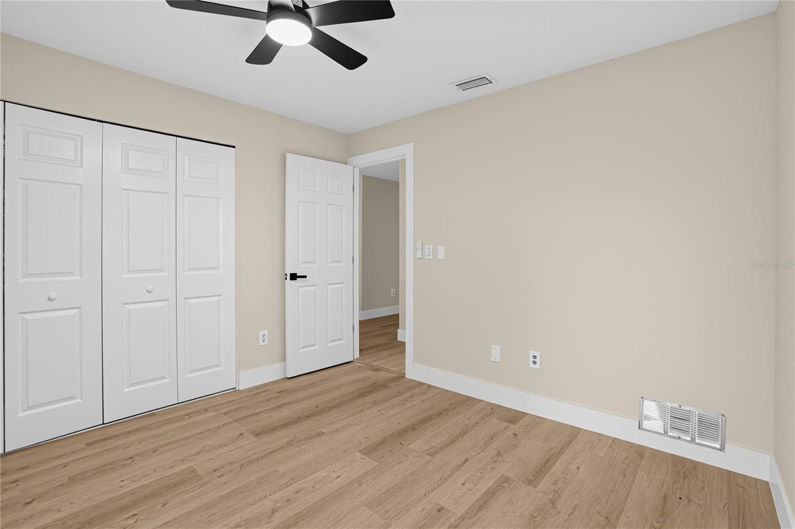 Condominium at 2612 51ST AVE W, BRADENTON, photo 23 of 31