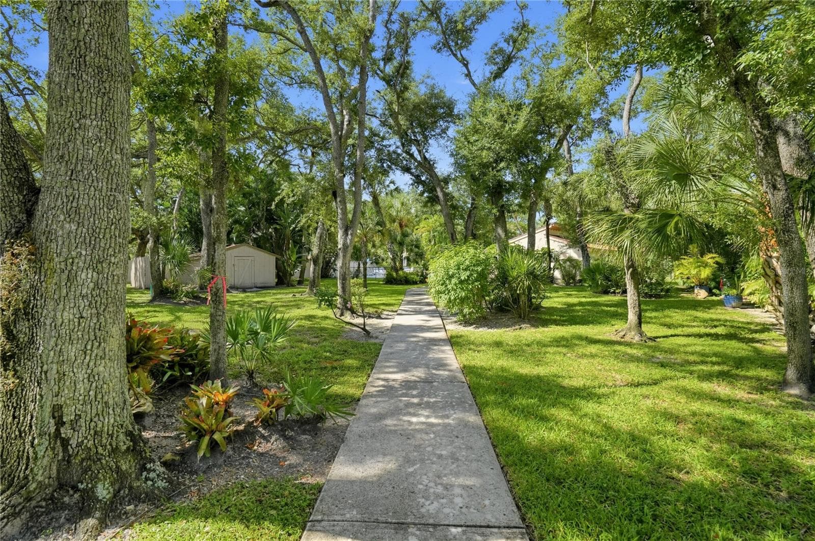 Condominium at 2612 51ST AVE W, BRADENTON, photo 30 of 31