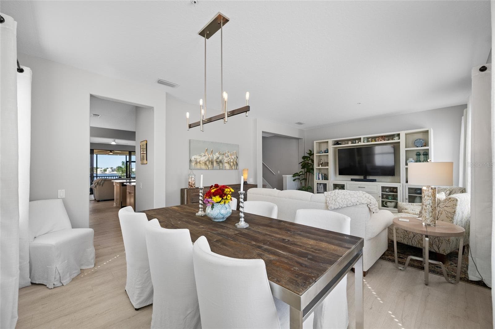 Formal living room / Formal dining - 580 BELLA LOOP, DUNEDIN