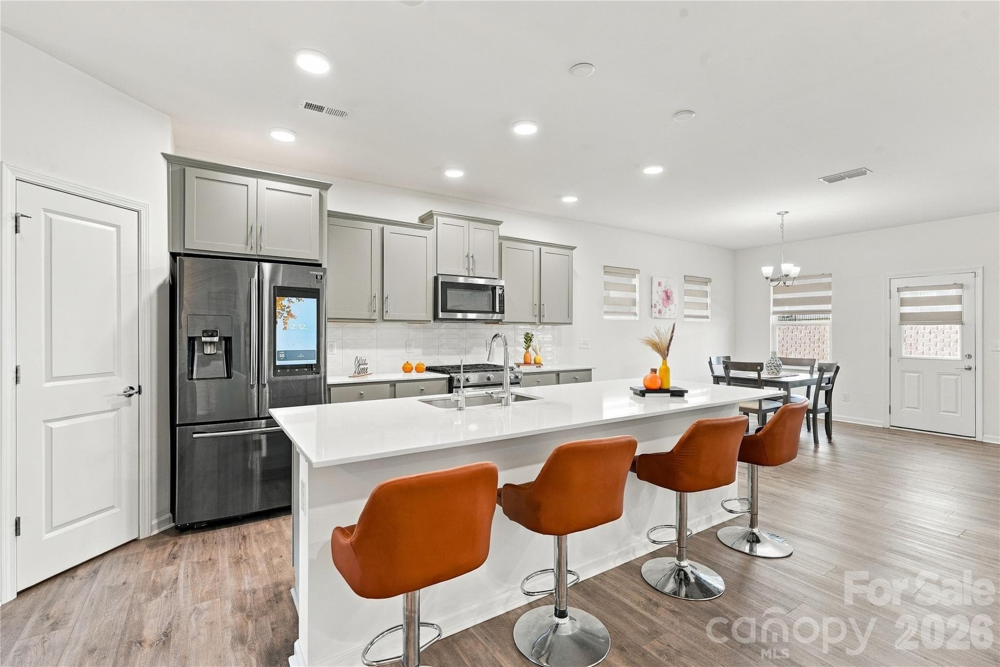 Single Family Residence at 11126 Glasden Road, Charlotte, photo 13 of 45