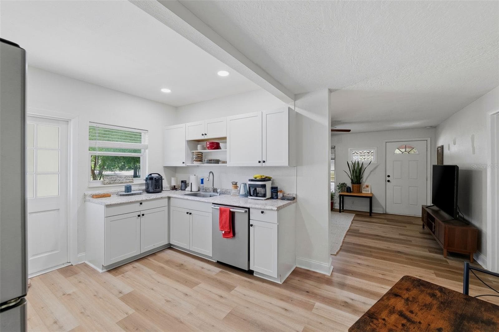 Quadruplex at 4601 DR MARTIN LUTHER KING JR ST N, ST PETERSBURG, photo 5 of 39