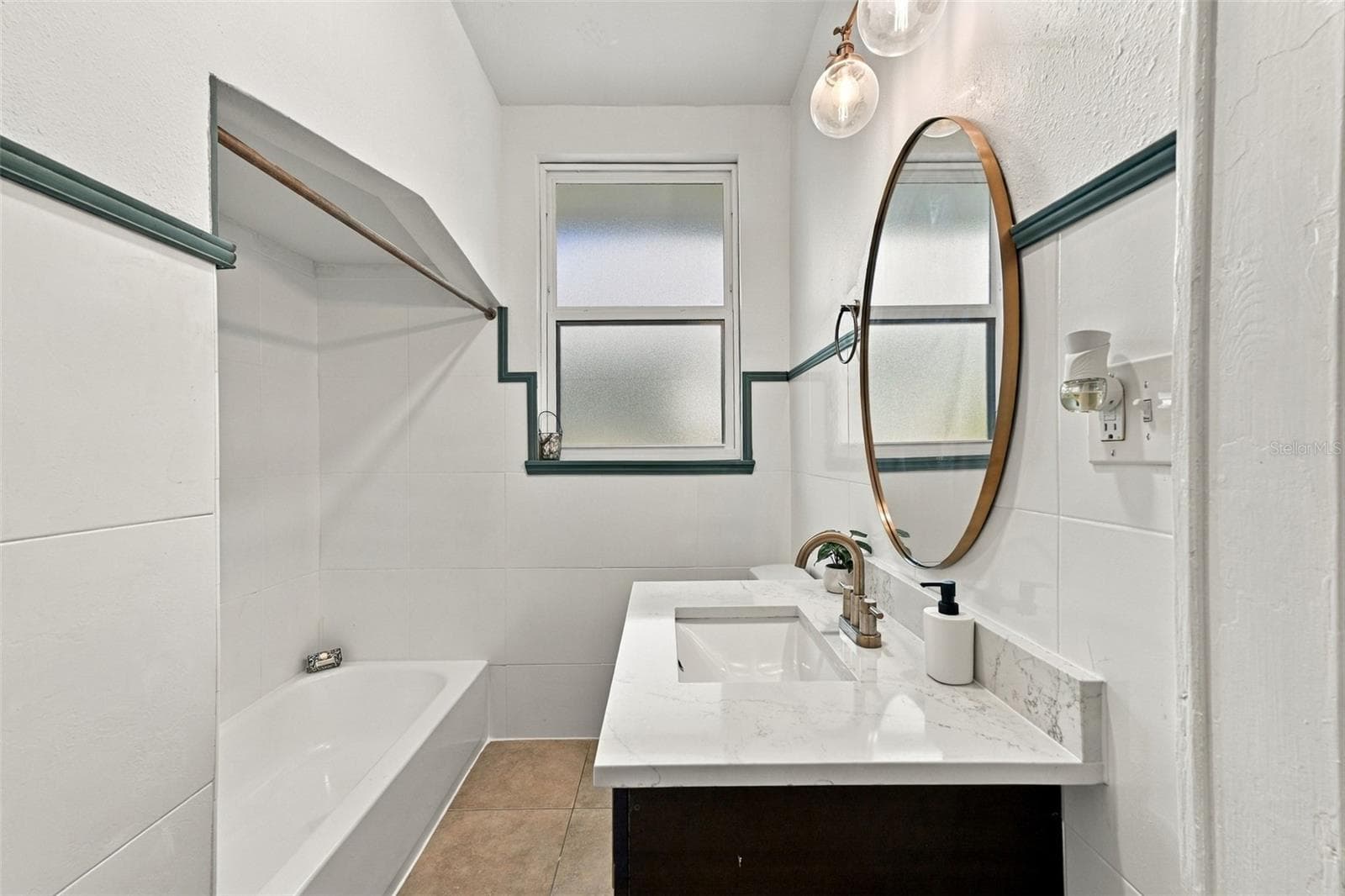 Bathroom 2 - 4203 N SUWANEE AVE, TAMPA