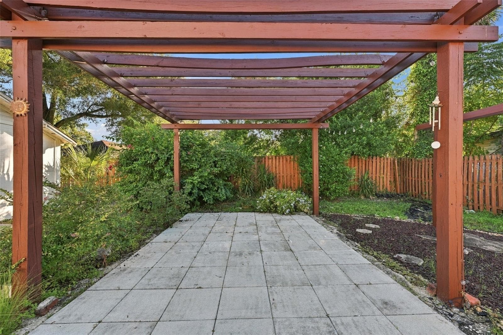 Pergola - 4203 N SUWANEE AVE, TAMPA