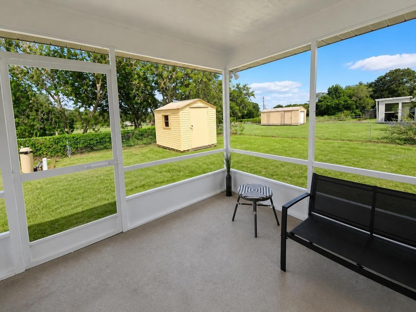 Lanai - 2074 W HIBISCUS RD, AVON PARK