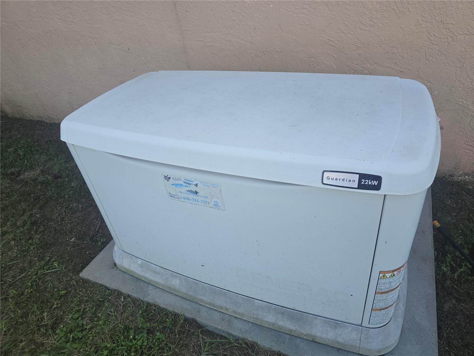 Generac Generator with 500 Gallon Propane Tank - 2074 W HIBISCUS RD, AVON PARK