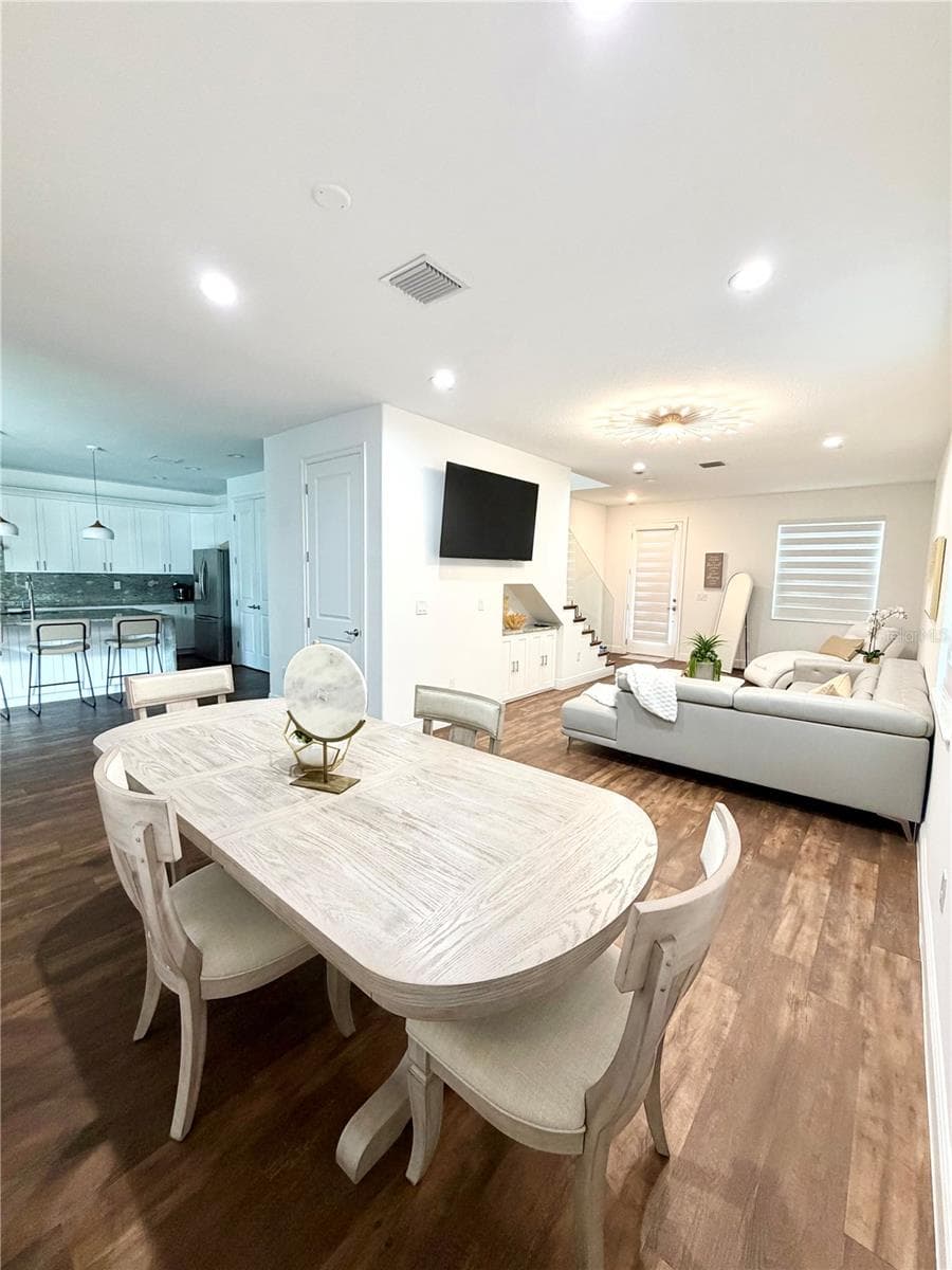 Single Family Residence at 8331 PEGGY ST, TAMPA, photo 17 of 47