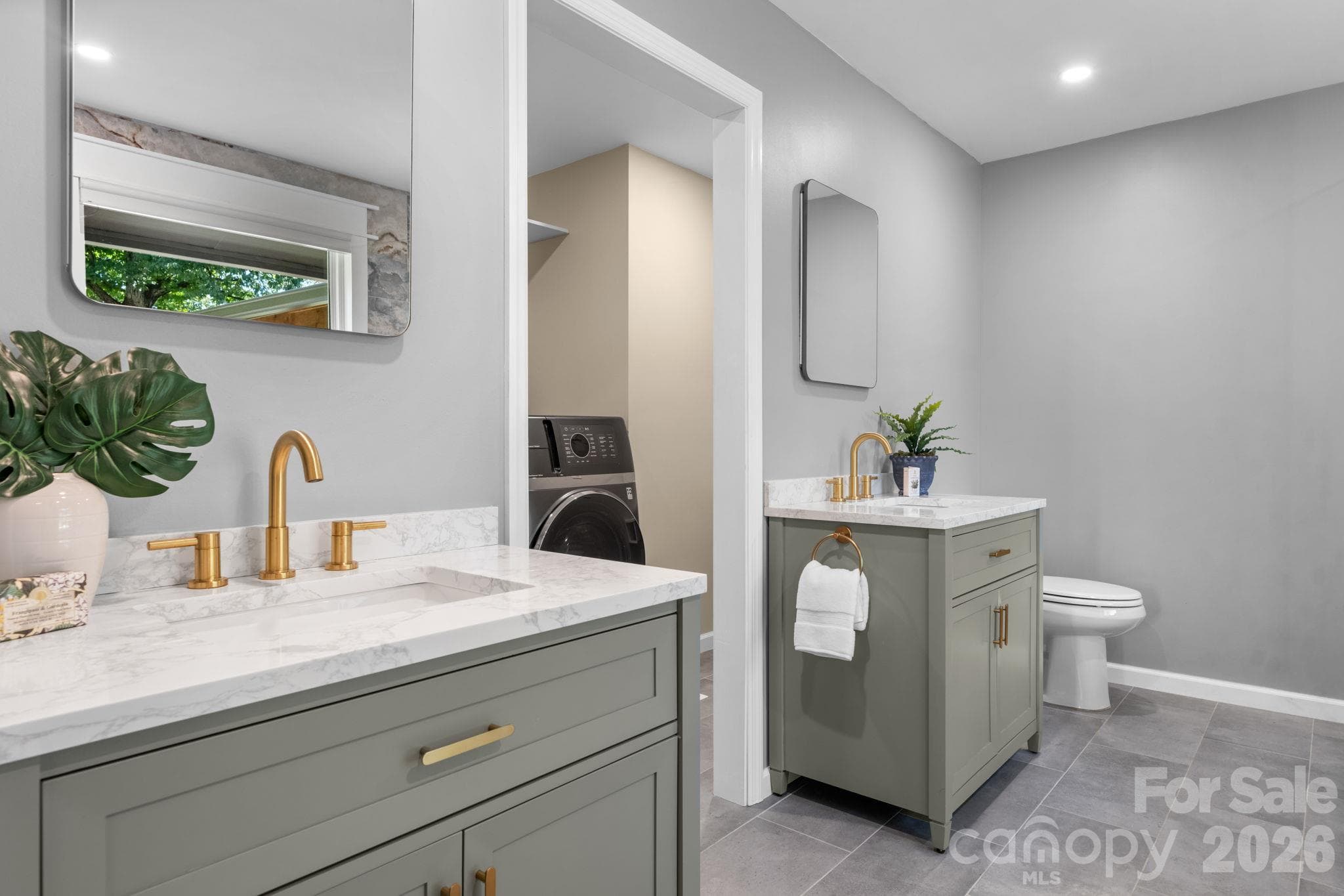 Primary Bathroom - 4024 Wandering Lane, Hickory