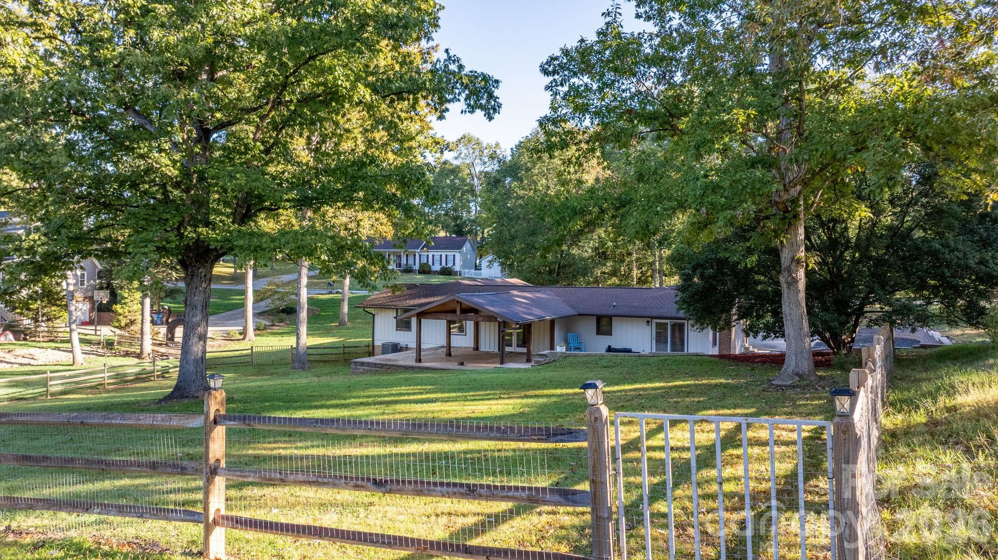 Single Family Residence at 4024 Wandering Lane, Hickory, photo 39 of 40