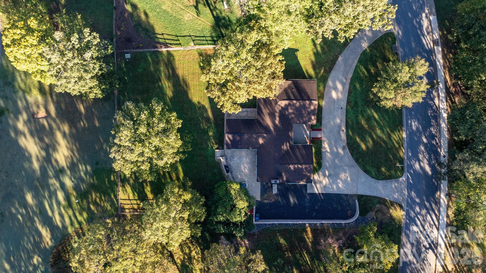 Single Family Residence at 4024 Wandering Lane, Hickory, photo 40 of 40