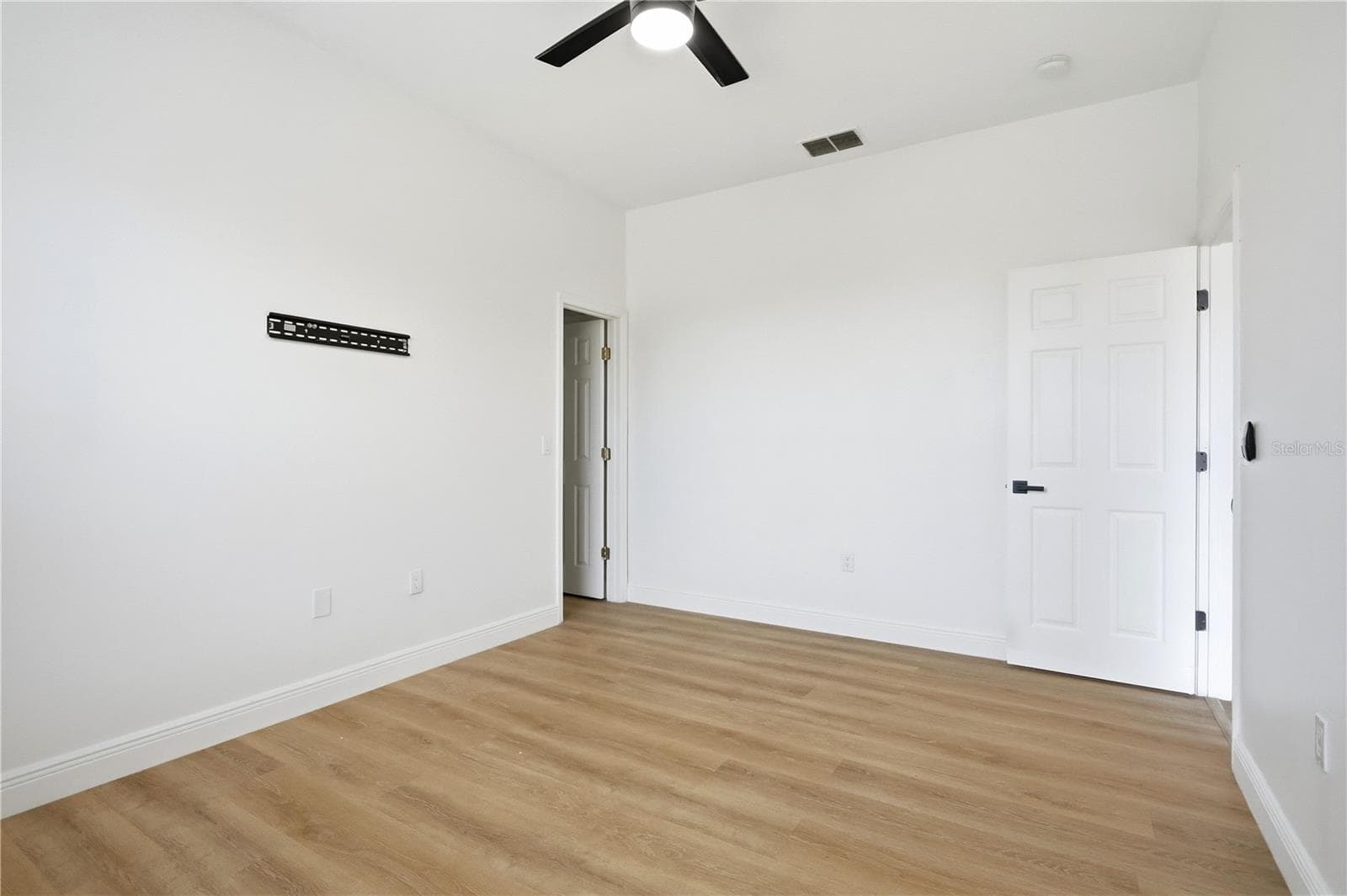 Condominium at 2856 OSPREY COVE PL #204, KISSIMMEE, photo 23 of 41