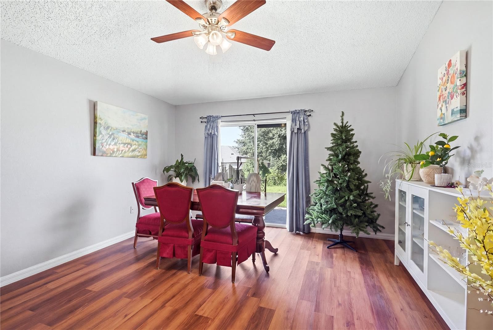 Single Family Residence at 673 LOBELIA DR, DAVENPORT, photo 8 of 37