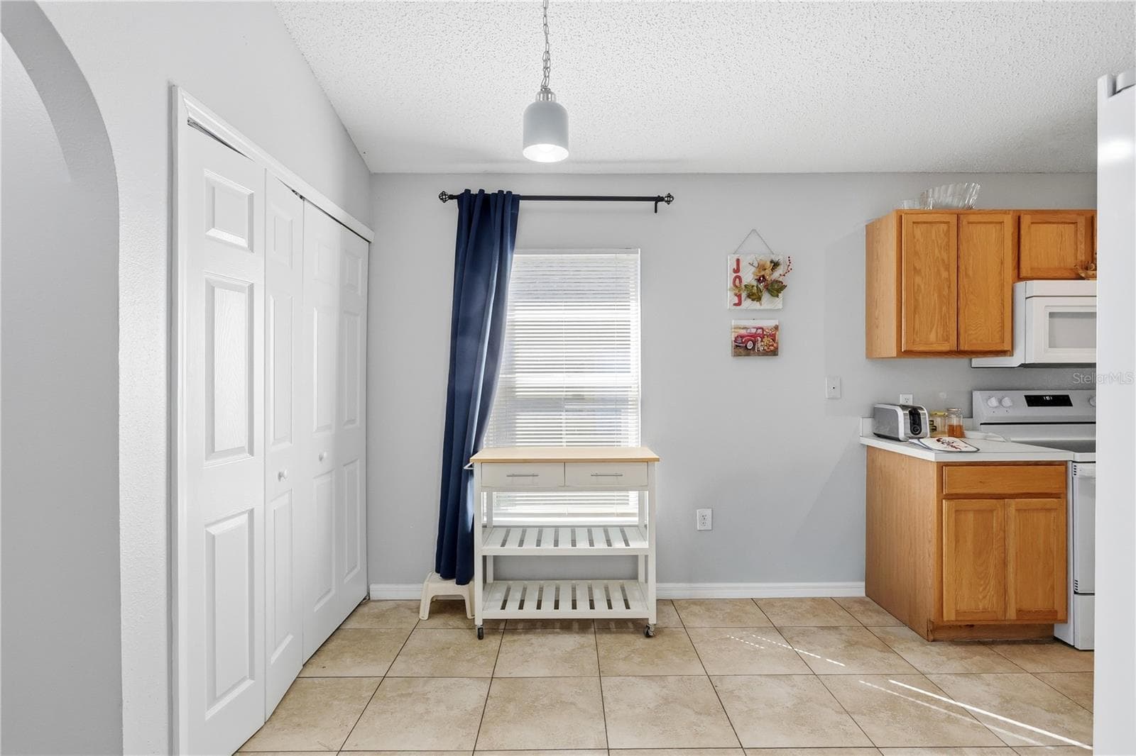 Single Family Residence at 673 LOBELIA DR, DAVENPORT, photo 16 of 37