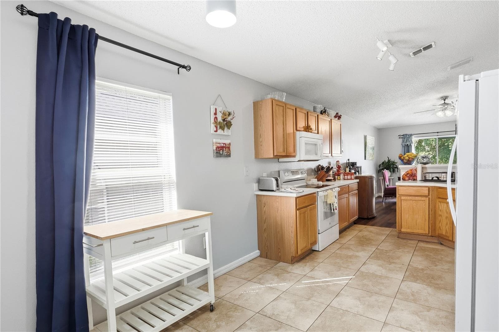 Single Family Residence at 673 LOBELIA DR, DAVENPORT, photo 17 of 37