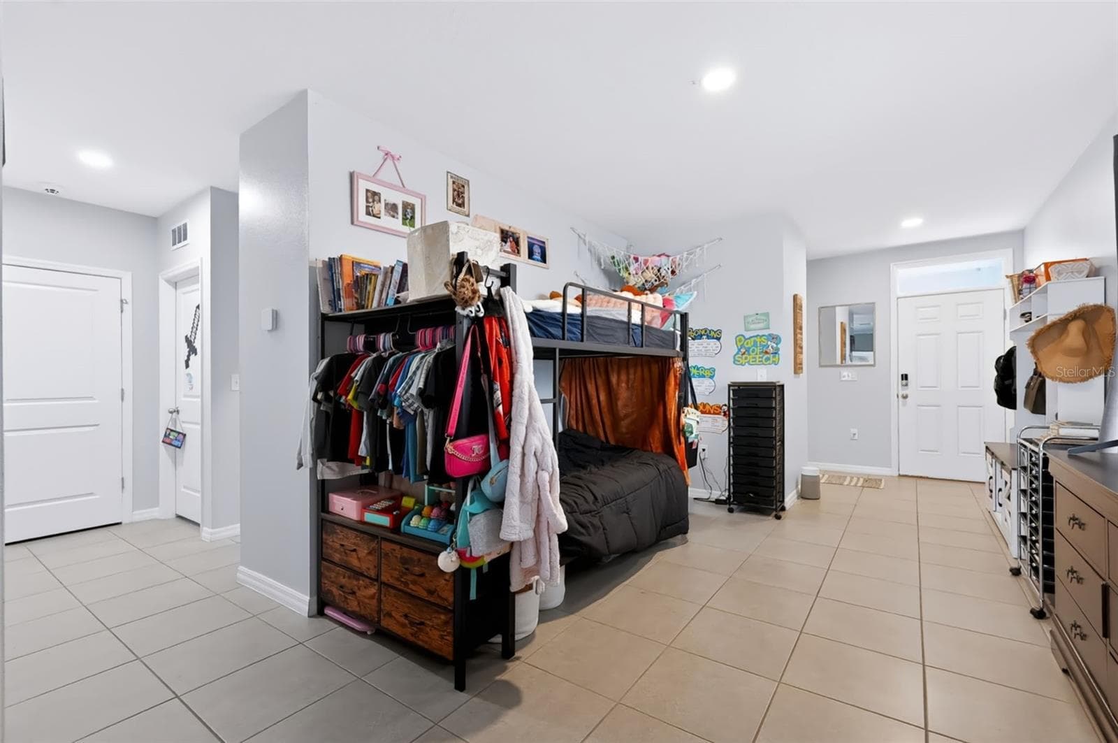Single Family Residence at 3110 SUNCOAST PLAINS DR, ODESSA, photo 11 of 41