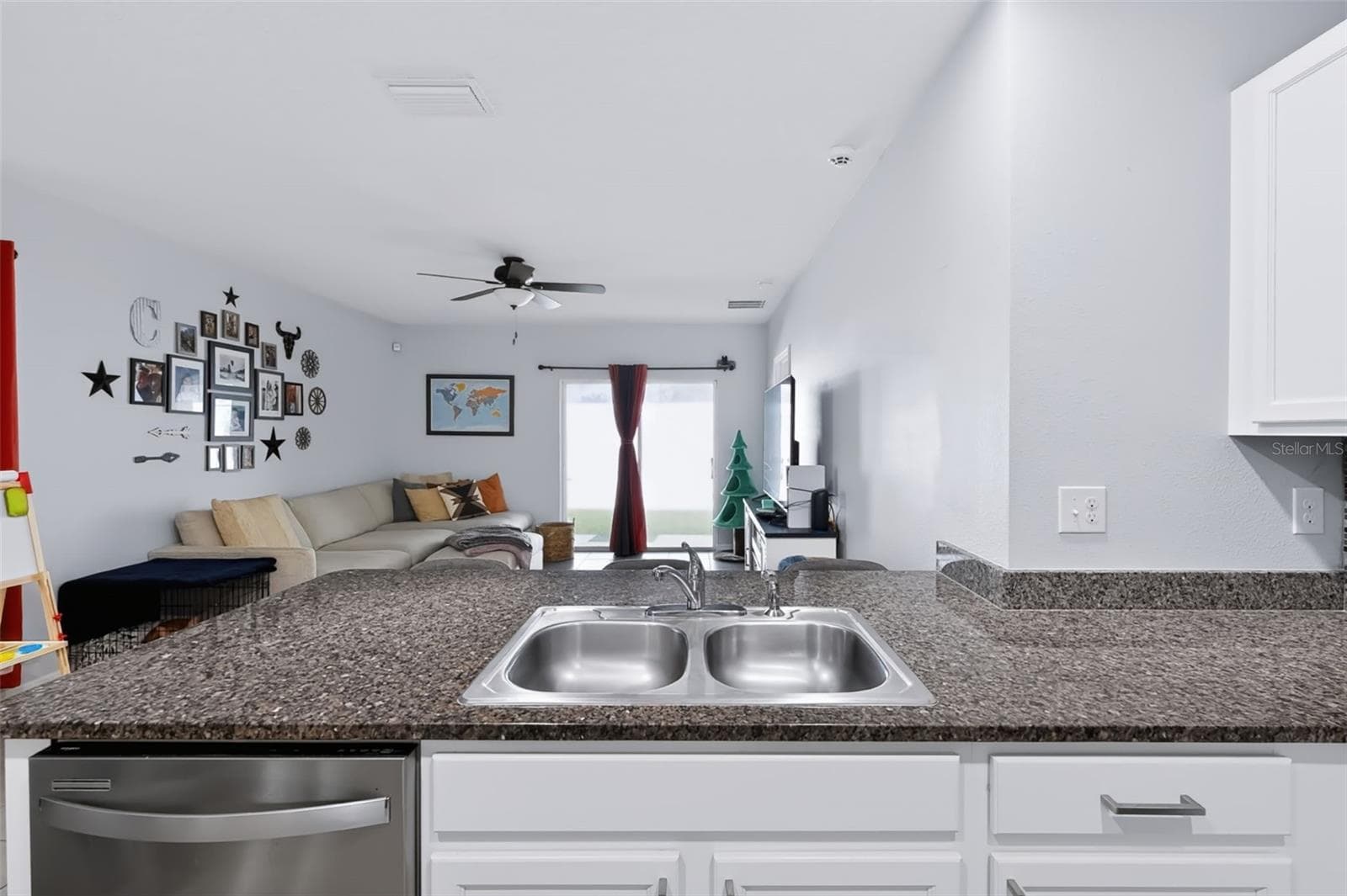 Single Family Residence at 3110 SUNCOAST PLAINS DR, ODESSA, photo 16 of 41