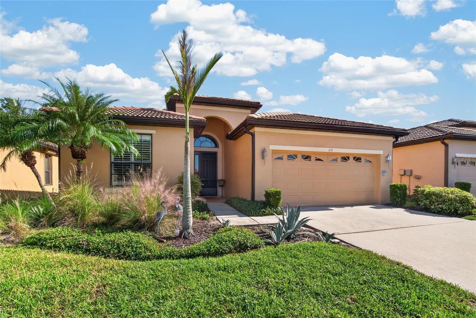 Front of property - 213 SILVER FALLS DR, APOLLO BEACH