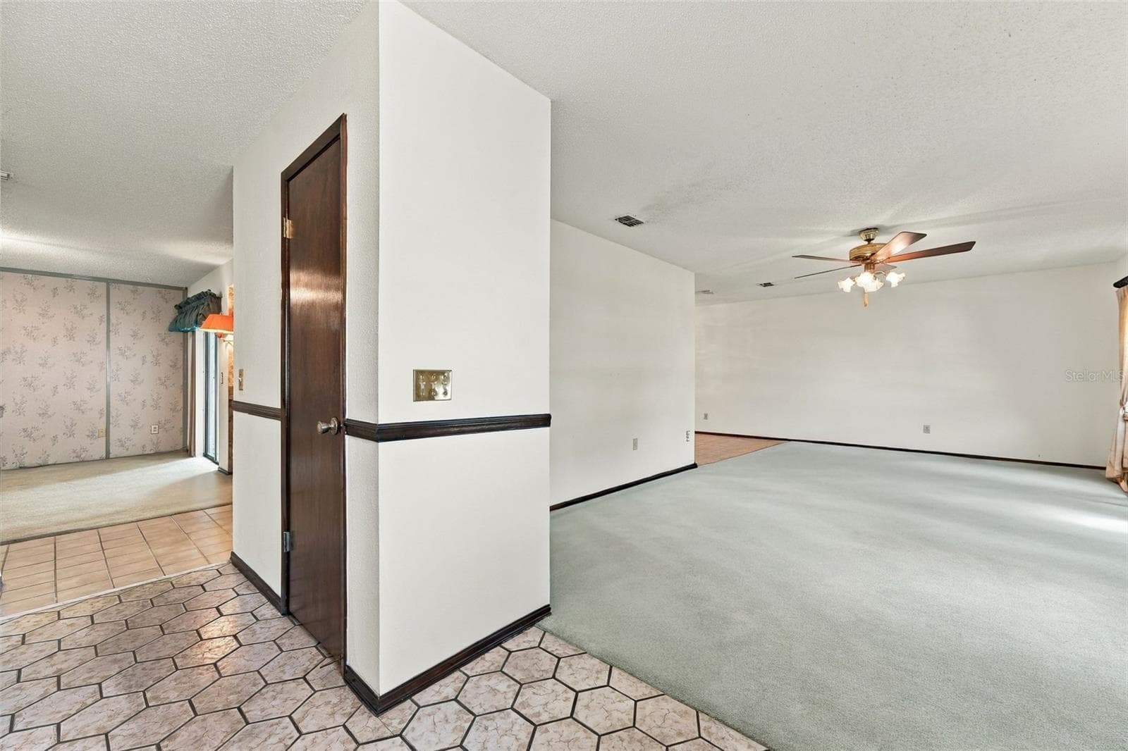 Single Family Residence at 4164 THOMASSA CT, ORLANDO, photo 4 of 34