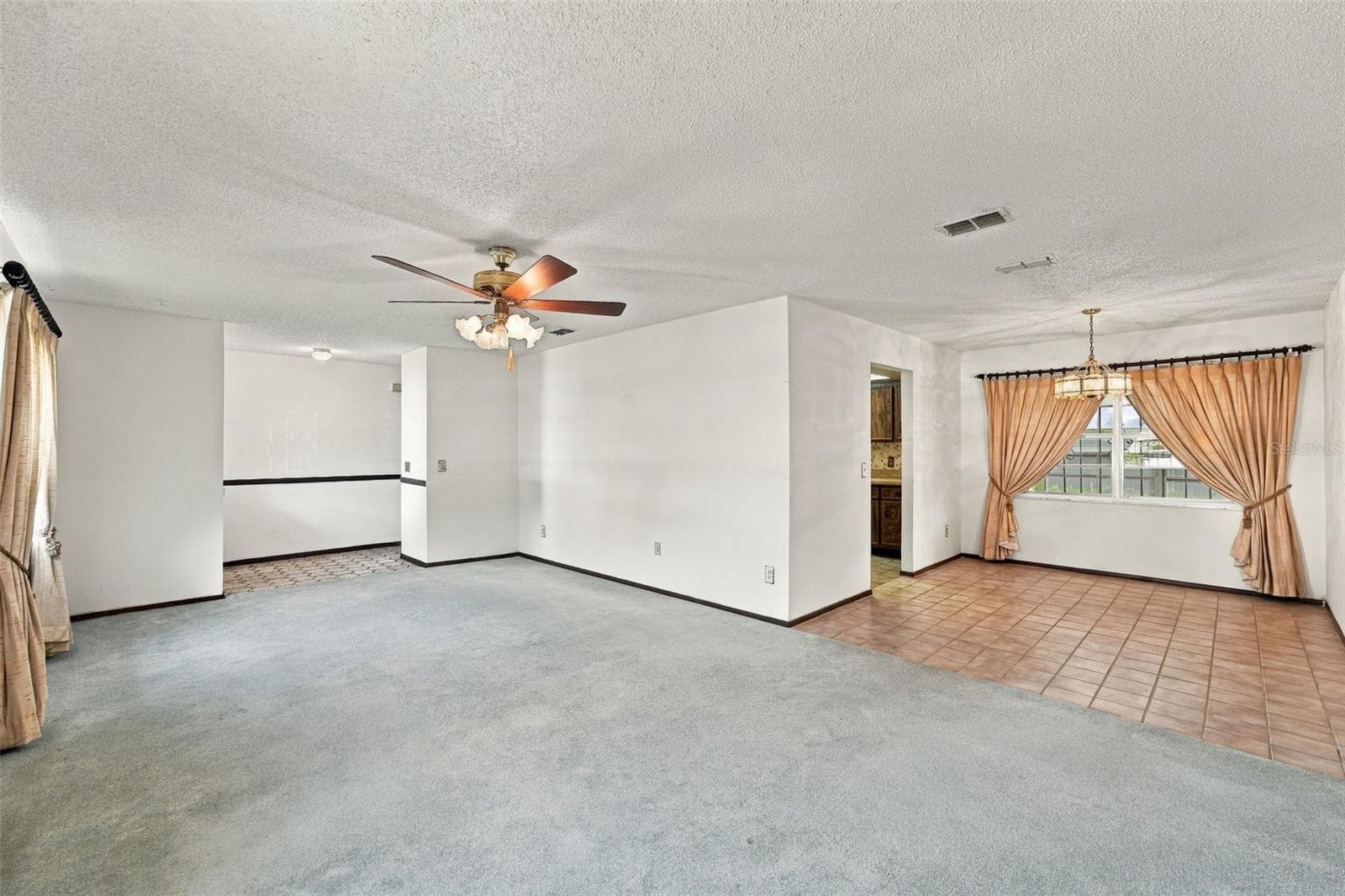 Single Family Residence at 4164 THOMASSA CT, ORLANDO, photo 6 of 34