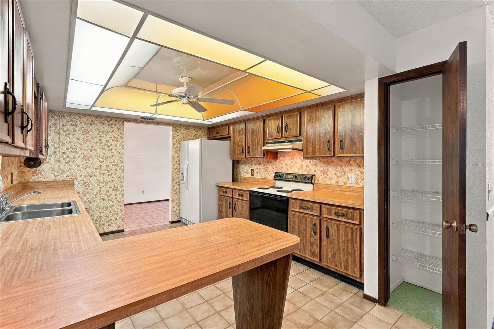 Single Family Residence at 4164 THOMASSA CT, ORLANDO, photo 14 of 34