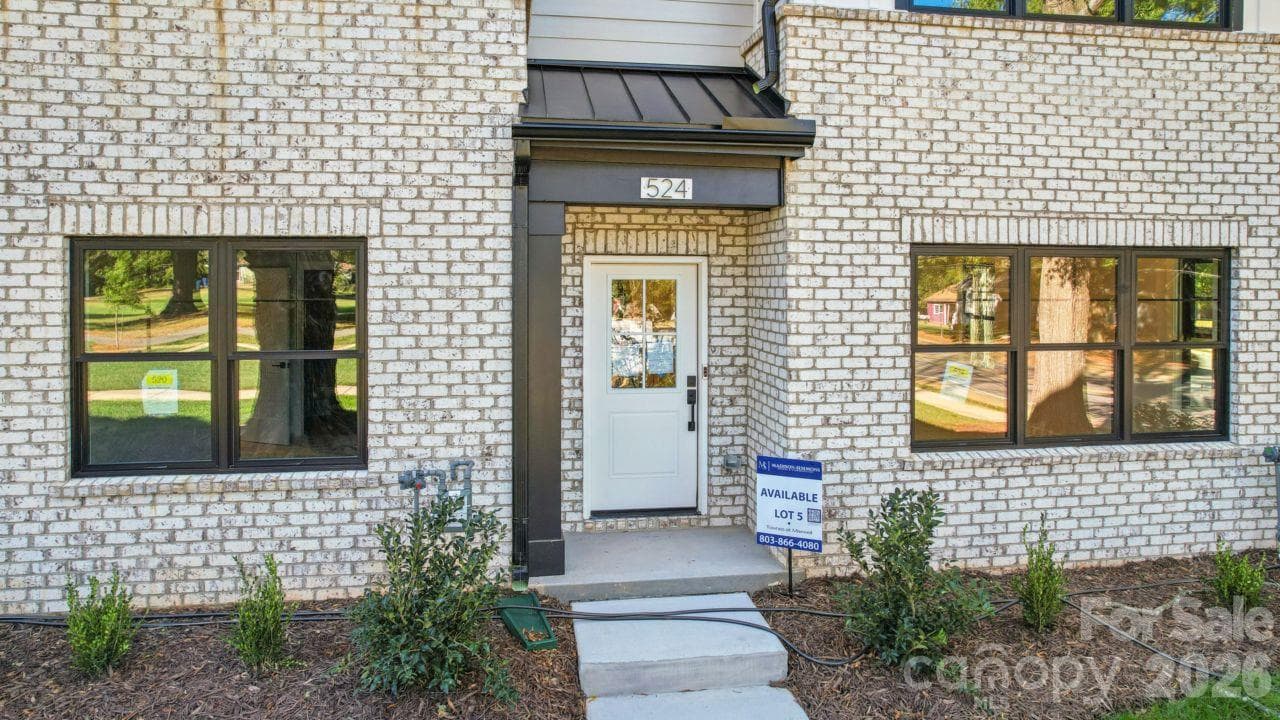 Townhouse at 524 Mystic Park Alley, Huntersville, photo 3 of 21