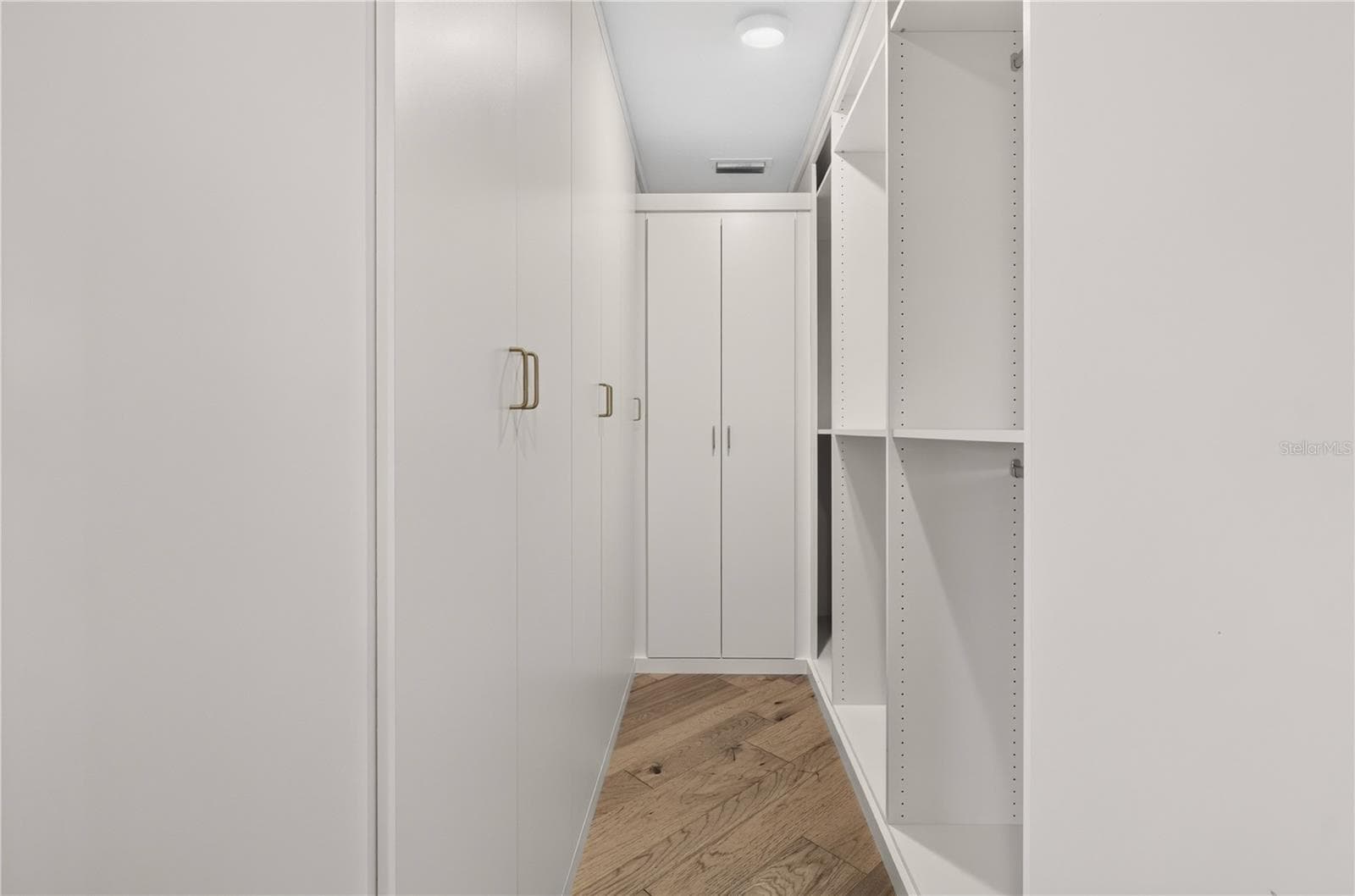 Condominium at 100 BEACH DR NE #401, ST PETERSBURG, photo 34 of 62