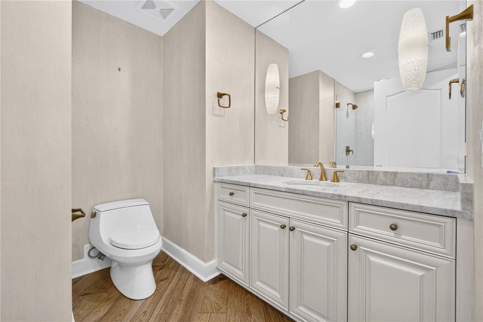 Condominium at 100 BEACH DR NE #401, ST PETERSBURG, photo 39 of 62