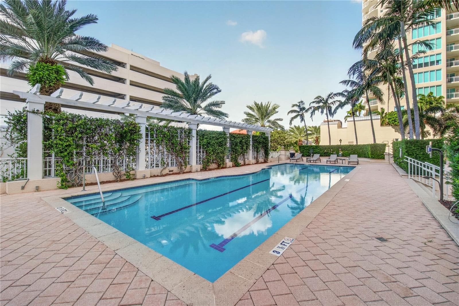 Condominium at 100 BEACH DR NE #401, ST PETERSBURG, photo 44 of 62