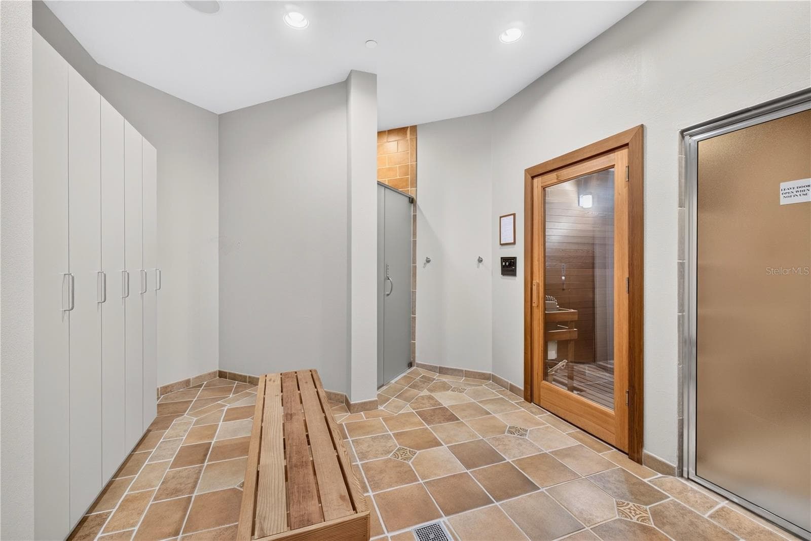 Condominium at 100 BEACH DR NE #401, ST PETERSBURG, photo 50 of 62