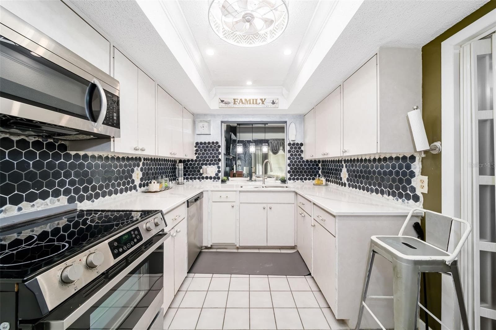 Villa at 7236 LAS CASAS DR, SARASOTA, photo 23 of 54
