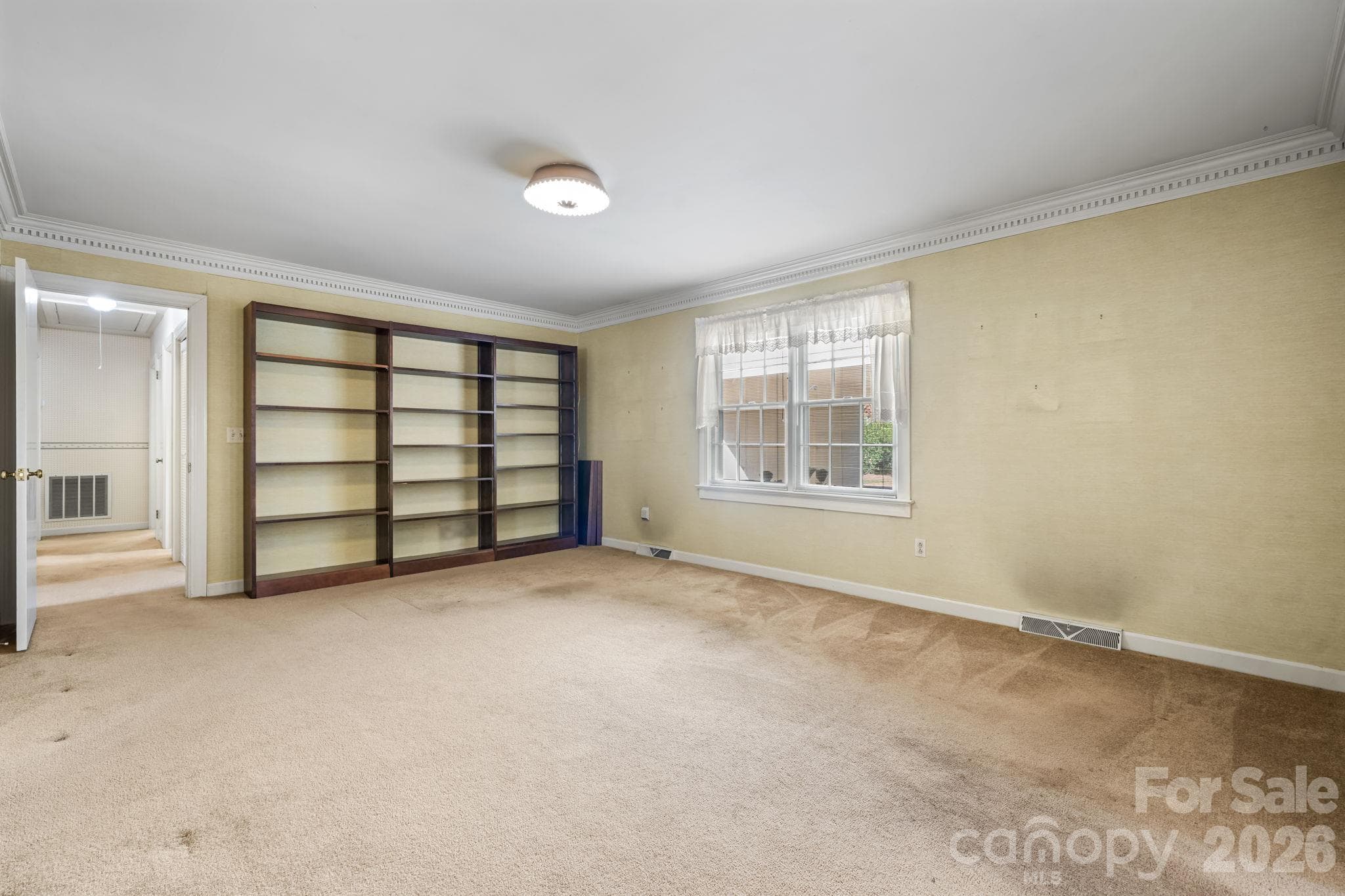 Single Family Residence at 1910 13th Street NE, Hickory, photo 5 of 25