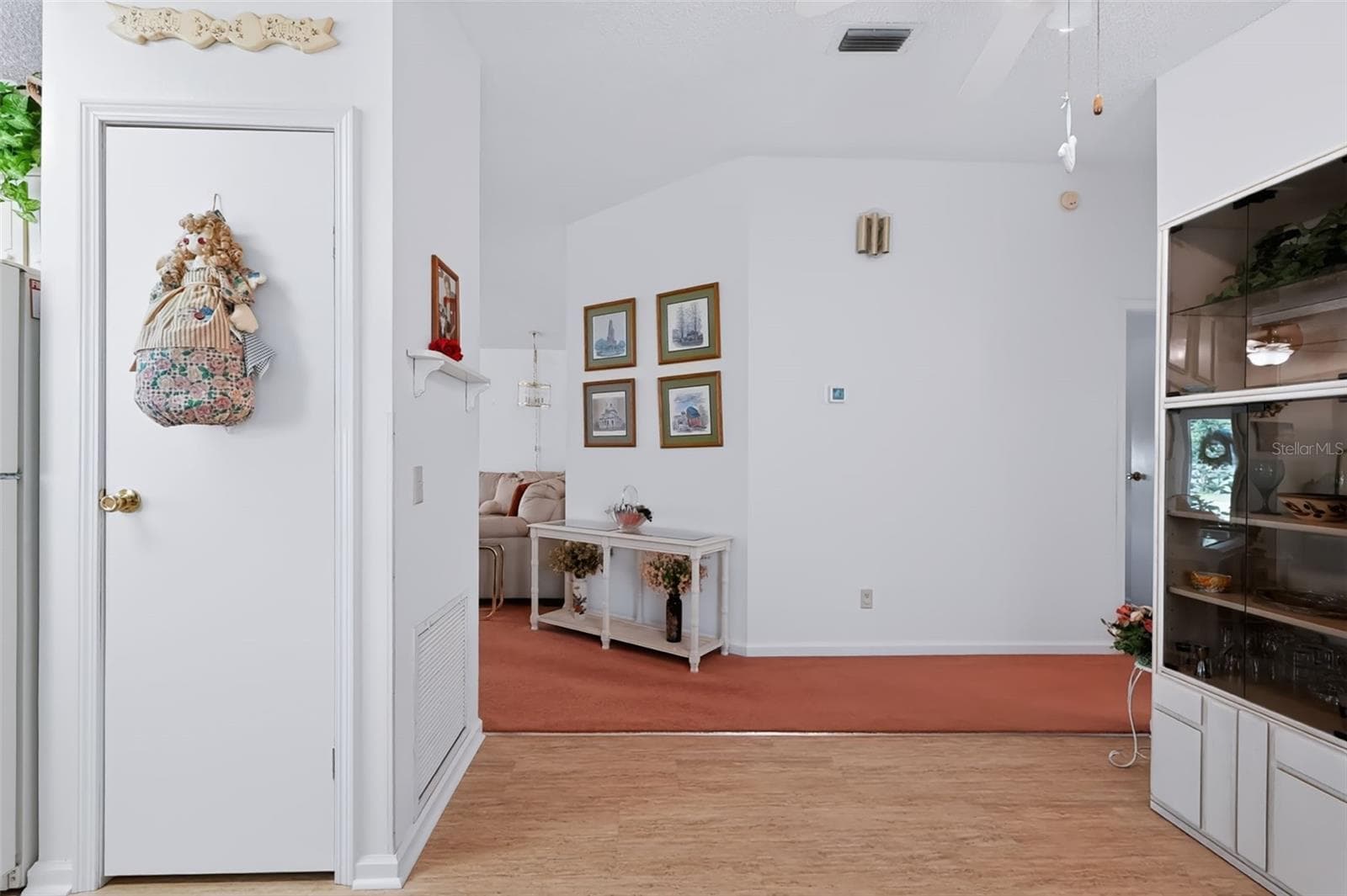 Entry Way - 1220 MARIA CT, LADY LAKE