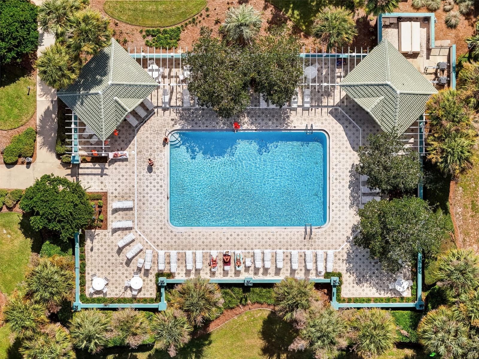 Quick cart ride to pool and recreation area! - 1220 MARIA CT, LADY LAKE