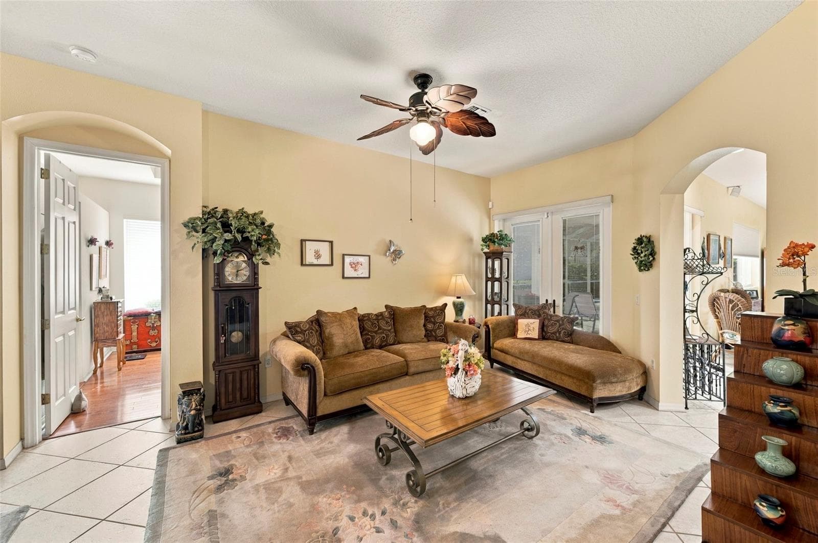 Living Room - 23442 VISTAMAR CT, LAND O LAKES