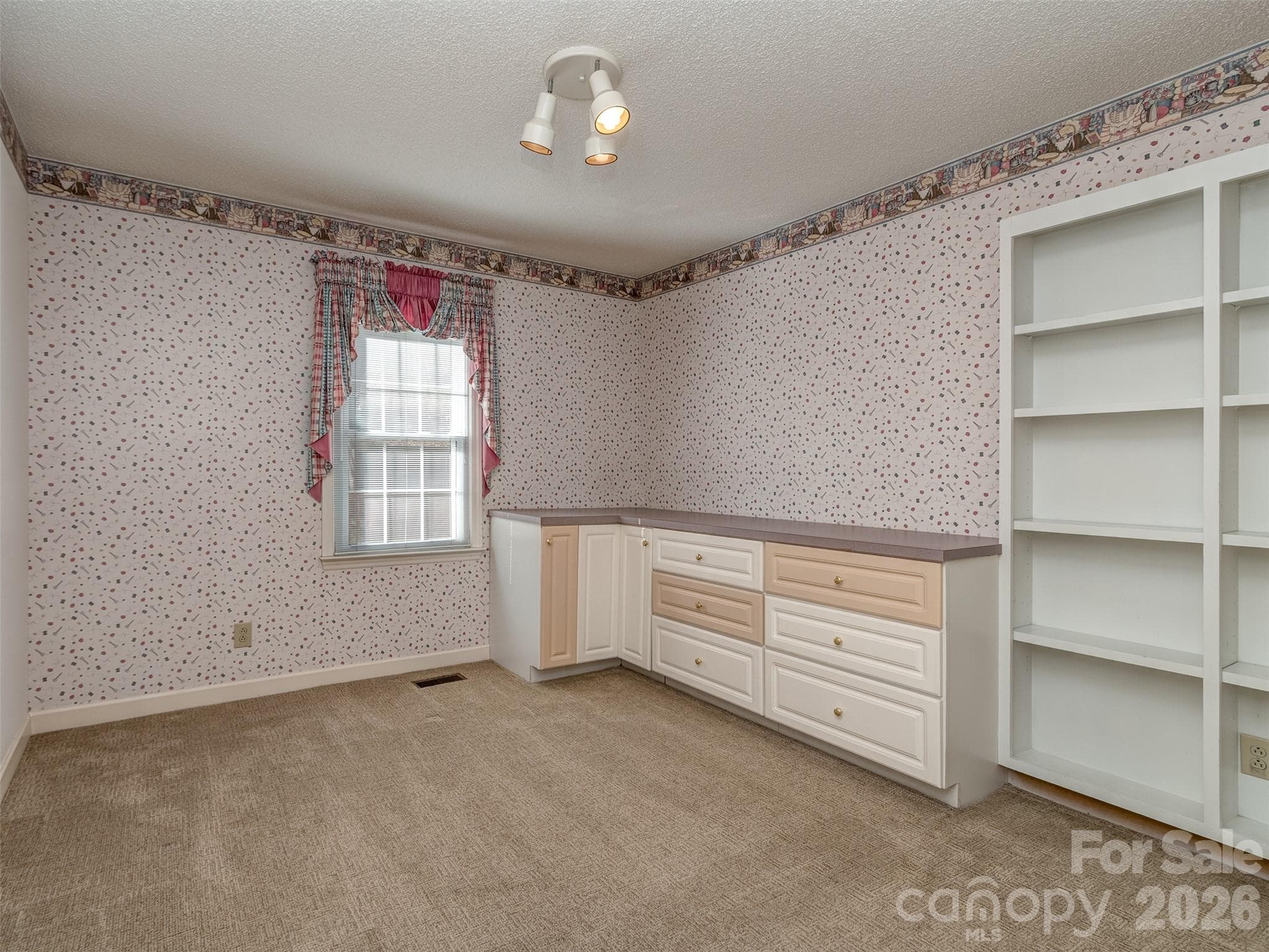 Bedroom 4 with Built-in's - 7301 Lee Rea Road, Charlotte