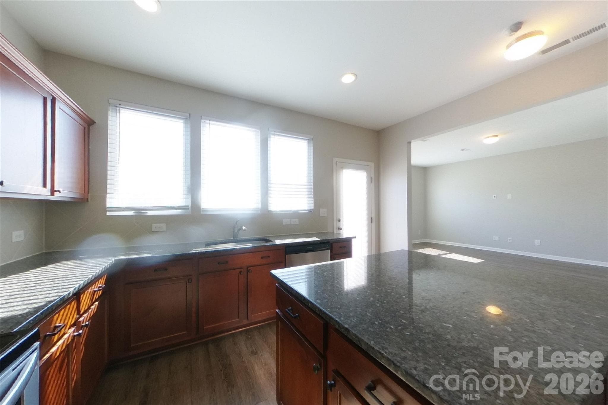 Single Family Residence at 3313 Pikes Peak Drive, Gastonia, photo 4 of 17