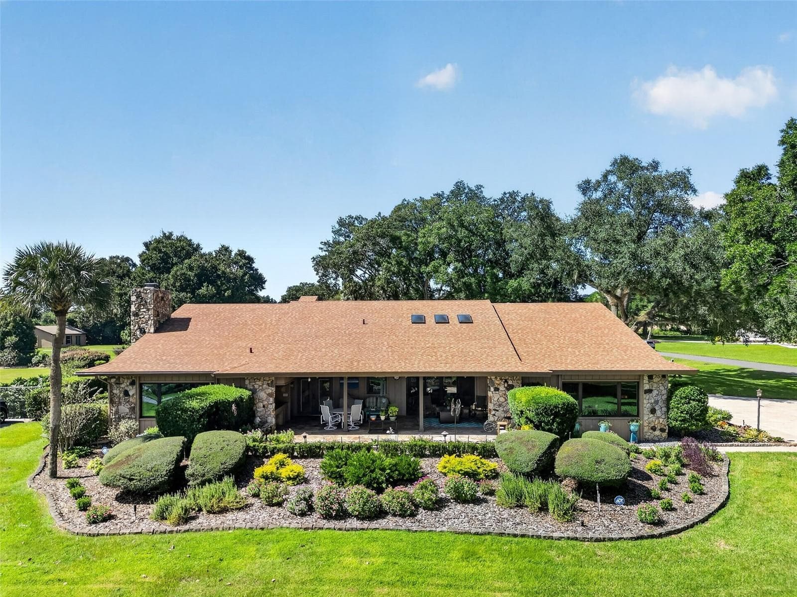 Single Family Residence at 1750 SUSSEX DR, MOUNT DORA, photo 5 of 65