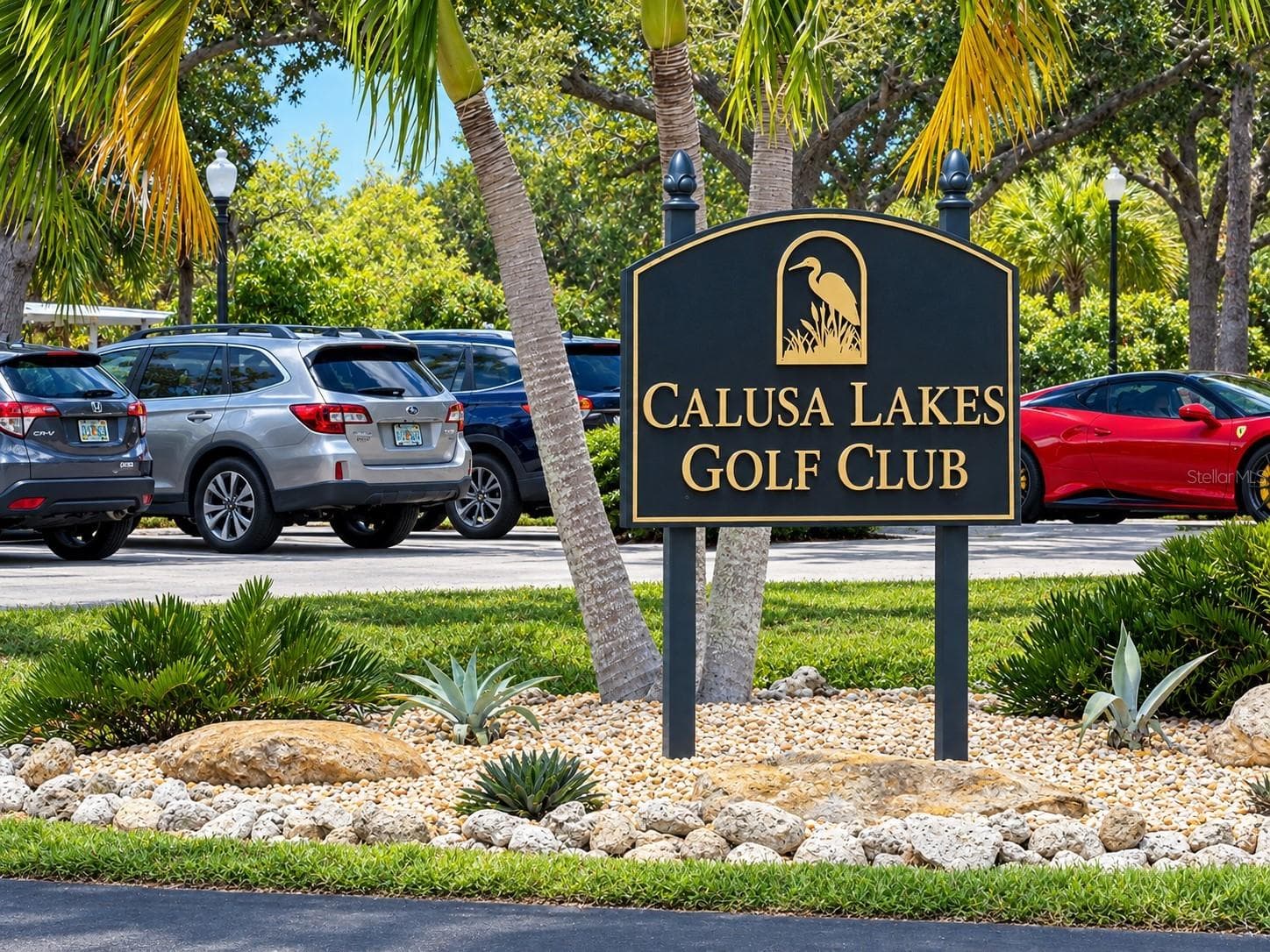 Semi-Private Golf Club - 2125 MUSKOGEE TRL, NOKOMIS