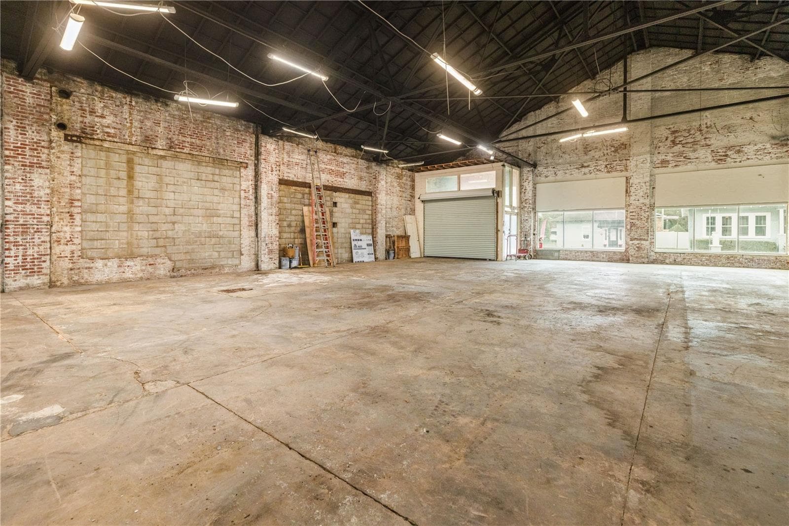 Mixed Use at 113 N 7TH ST, LEESBURG, photo 10 of 22