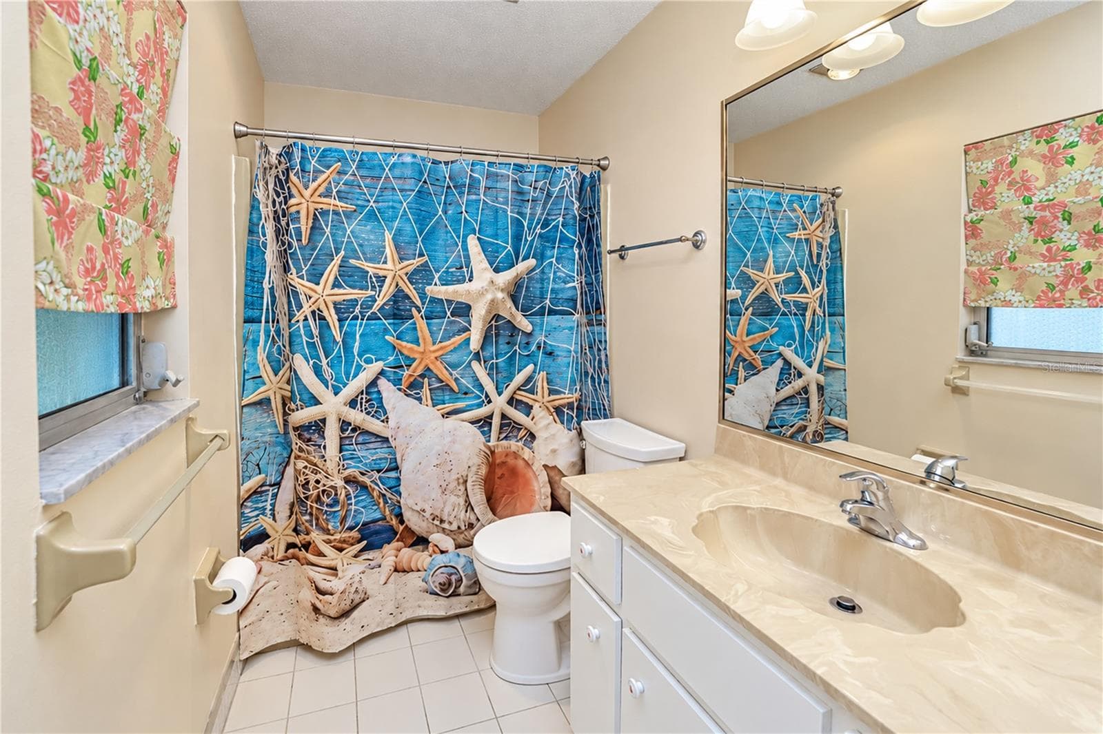 Single Family Residence at 539 WOODLAND AVE NW, PORT CHARLOTTE, photo 15 of 50